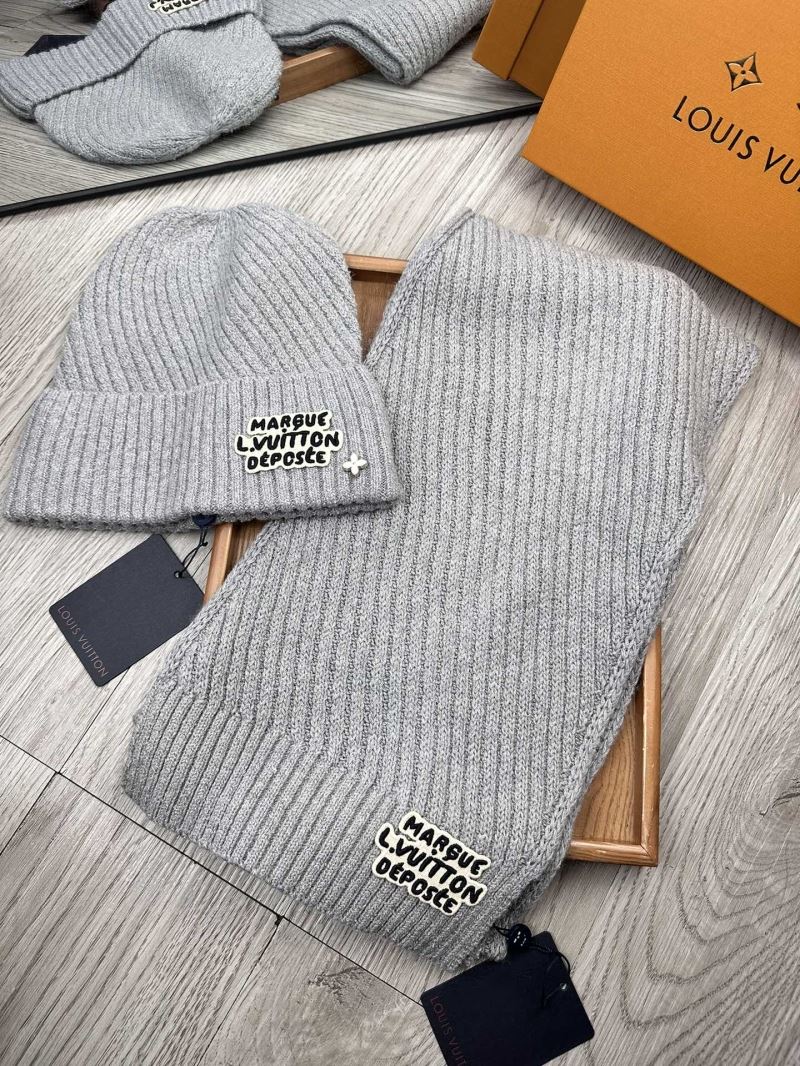 Louis Vuitton Caps Scarfs